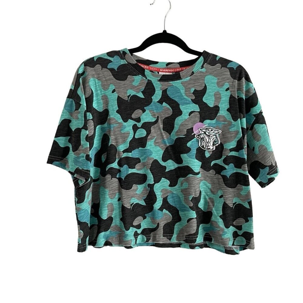 Disney Star Wars Yoda Women SZ M Teal/Gray Camouflaged Short Sleeve Cropped Tee